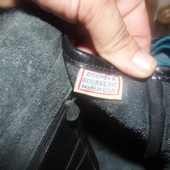 Rare P127 Dooney and Bourke Vintage Carrier - Picture 6 of 7